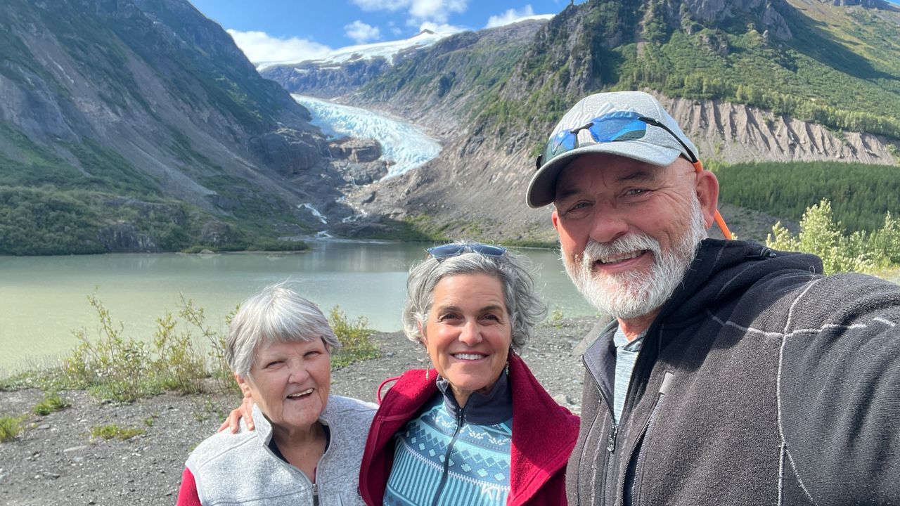 Glacier on Stewart Hwy 37A