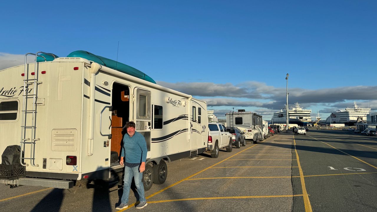 Ferry Terminal Line up