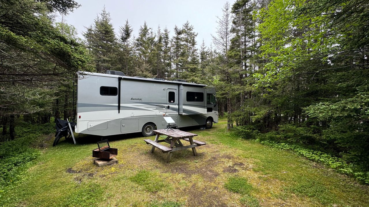 Shallow Bay Campground